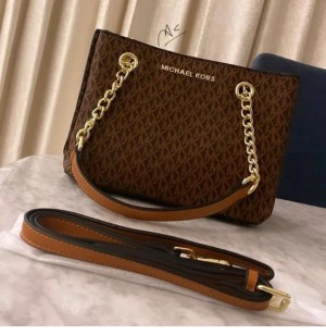 michael-kors-mirror-emilia-logo-mini-tote-bag-941