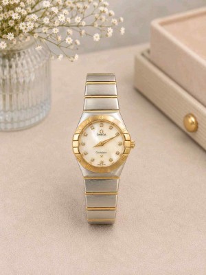 Omeg_a Constellation Mother of Pearl Diamond Dial