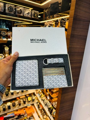 michael kors combo wallet imported