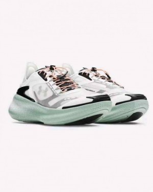 Unde r Armour Echo Slipspeed Silica Green