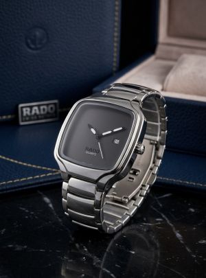 Rad_o True Square Quartz Undigital WC 1091