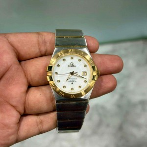 Omeg_a Constellation Quartz