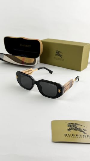 Burberry_gold_black_98410
