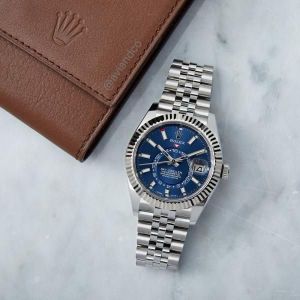 Role_x Sky Dweller Automatic Watch 