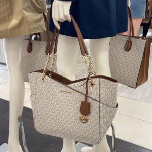 Michael_Kors Jet Set Travel Chain Shoulder Tote Bag Witch Dust Bag 5583