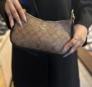 COAC_H Teri Shoulder Bag In Signature Canvas dual belts with og box 443 