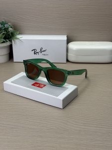 Raybn_0502_Green_Brown