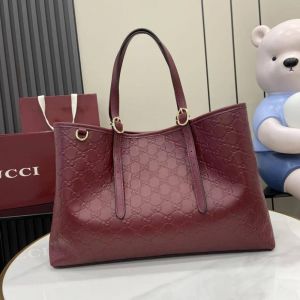 Gucci_gg_emblem_medium_Tote_bag_premium_quality_6261