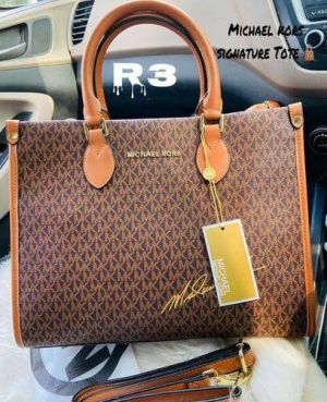 MICHAEL_KORS Blush Whisper Luxe Signature Canvas Tote Bag 809