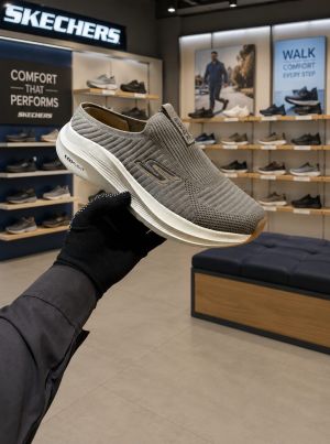 Ske.chers GO WALK 7 Men Walking Shoes 