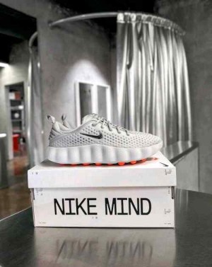 Nikee Mind 002 Light Smoke Grey