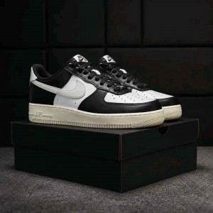 Nikee Airforce 1 07 Low  White Light Silver Coconut Milk Black