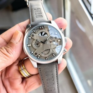 TAG HEUER CARRERA SILVER GREY