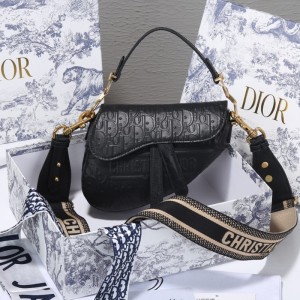 Christian_DIOR_womens_bags_crossbody_bag_saddle_bag_439