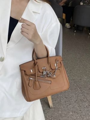 HERME.S BIRKIN ROCK BROWN PREMIUM LEATHER WITH RUNWAY-INSPIRED ZIPED & OG MAGNETIC BOX