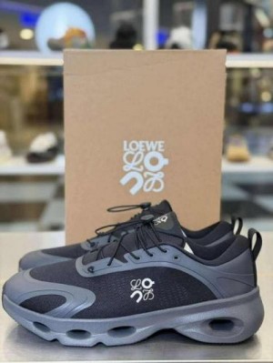 ON RUNNING CLOUDSOLO X LOEWE BLACK