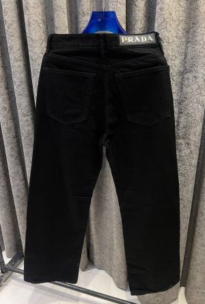 PRAD-A IMPORTED STORE ARTICLE JEANS