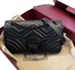 Gucc_i GG black mormont medium size with box 861