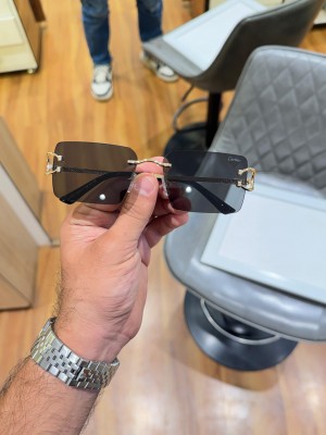 Cartier 1033 gold black with og box