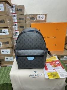 _Louis_vuitton_1st_leather_premium_quality_backpack_with_box_919