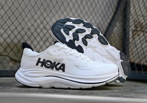 Hoka white