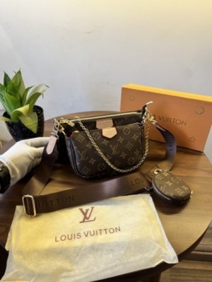 lv multi pochette brown belt with og box fix rate