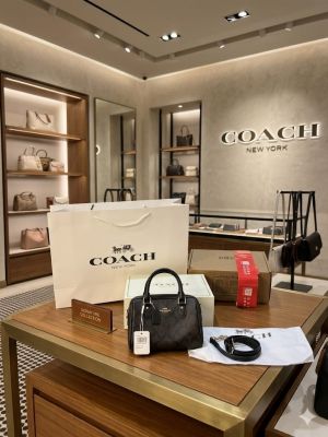 Coach_mini_rowan_nwt_satchelbag_with_dutyfree_double_box_carrybag_etc_570