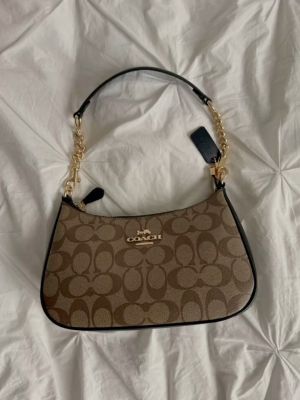 Coach_Teri_Apricot-Black_ShoulderBag_With_OriginalBox_DustCover