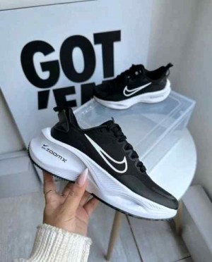 Nikee Zoom X Smily Pro Black
