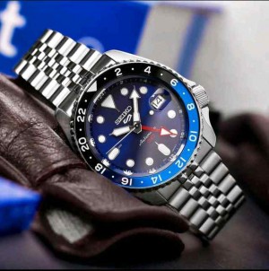 SEIKO SPORTS BACK OPEN