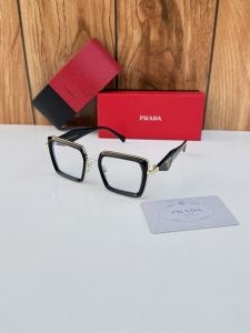 Prada_7278_gold_plano