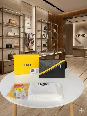 fendimen s premium quality toiletry bag with og box and dustbag