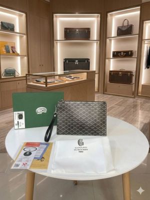 Goyard_Premium_Mens_Slim_Pouch_With_Holder_&_Ogbox_Etc_ea226