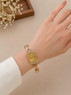 _Chanel_L-D_Gold