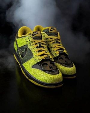 NIK_E DUNK LOW QS HALLOWEEN SKULL FIX
