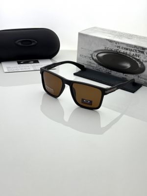 Oakle.y 69085 brown 