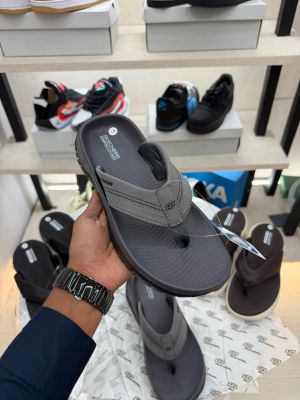 Skecher.s premium flip flop 