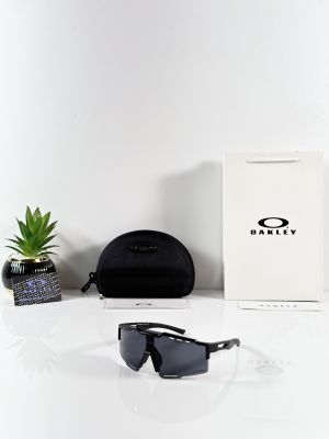 Oakley_9965_Black