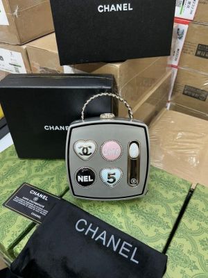 Chane_l makeup palette Minaudire Bag with box (STORE ARTICLE) 904