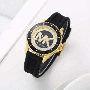 _Micheal_Kors_Black_Gold_Ladies