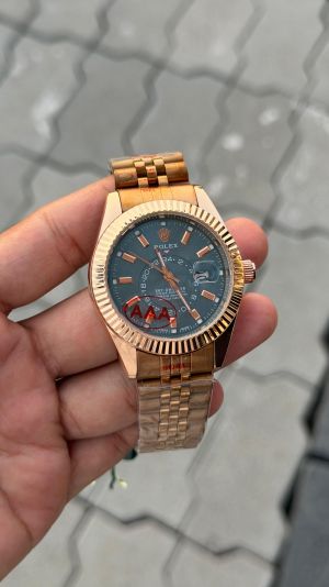 Role_x sky dweller  shift movement rose gold blue 