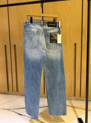 Calvi-n Klein IMPORTED STORE ARTICLE JEANS 