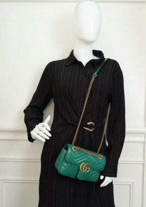 Gucci_GG_Marmont_Matelasse_medium_Shoulder_Bag_with_box_911