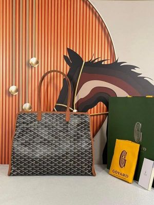 Goyard_Hardy_Premium_Quality_Tote_Bag_With_Extra_Pouch_&_Dust_Bag_(Brown-1197)
