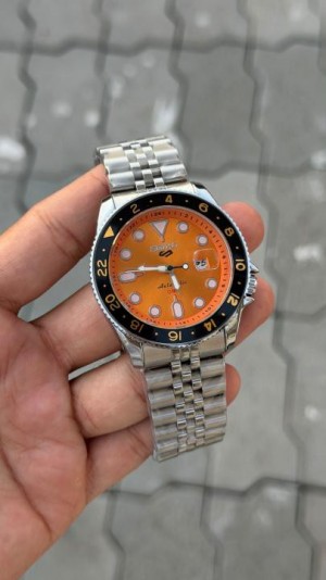 Seiko 5 sports GMT back open