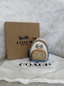 Coach_07_Mini_Keychain_Backpack_BagCharm_With_Original_Box_Packing