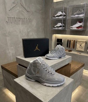 Nik e Air Jordan Play In These 2 Cool Grey