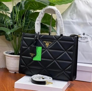 SYMBOLE TOTE WITH DUST BAG PREMIUM QUALITY DONT COMPARE WITH MARKET QUALITY (BLACK) 2056