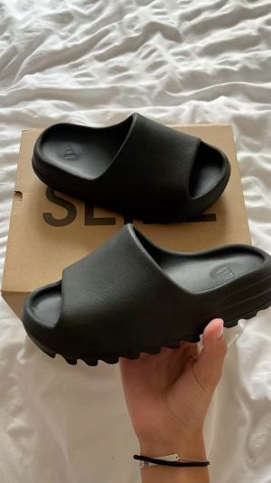Adidass Yeezy Black Slides For Women With Original Box