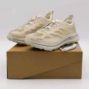 Hoka Satisfy one  Mafate Speed 4 Lite Bone